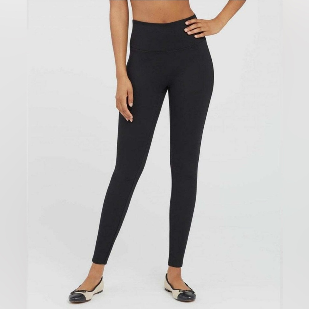 NWOT • Spanx Ponte Ankle Leggings • Classic Black • Medium